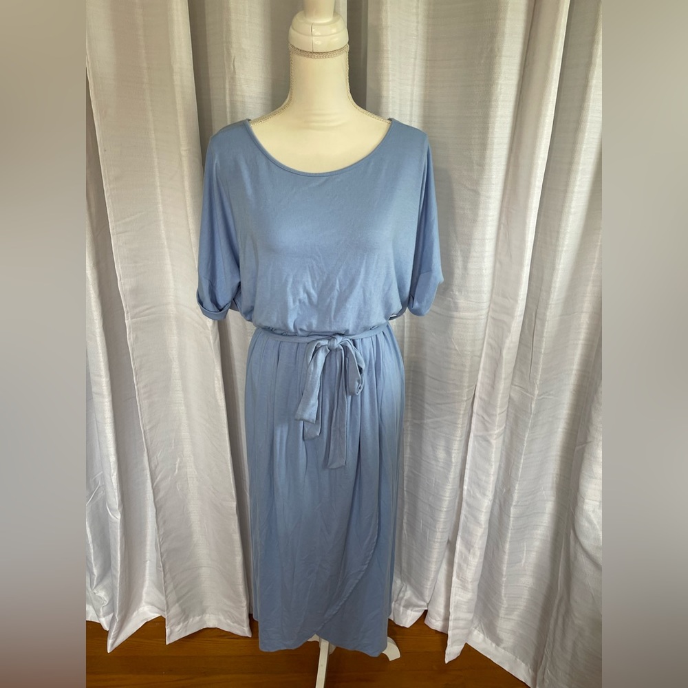 Zenena Maxi Dress 💙